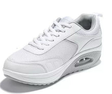 Carica l'immagine nel visualizzatore di Gallery, Scarpe Basculanti Bianco Modello Rio in Eco Pelle e Tessuto Con Lacci