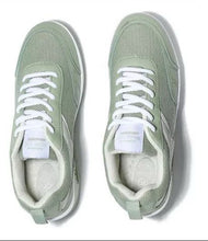 Carica l&#39;immagine nel visualizzatore di Gallery, Scarpe Basculanti Verde Modello Rio in Eco Pelle e Tessuto Con Lacci
