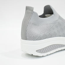 Carica l&#39;immagine nel visualizzatore di Gallery, Scarpe Basculanti Grigio Modello Dubai in Tessuto Senza Lacci
